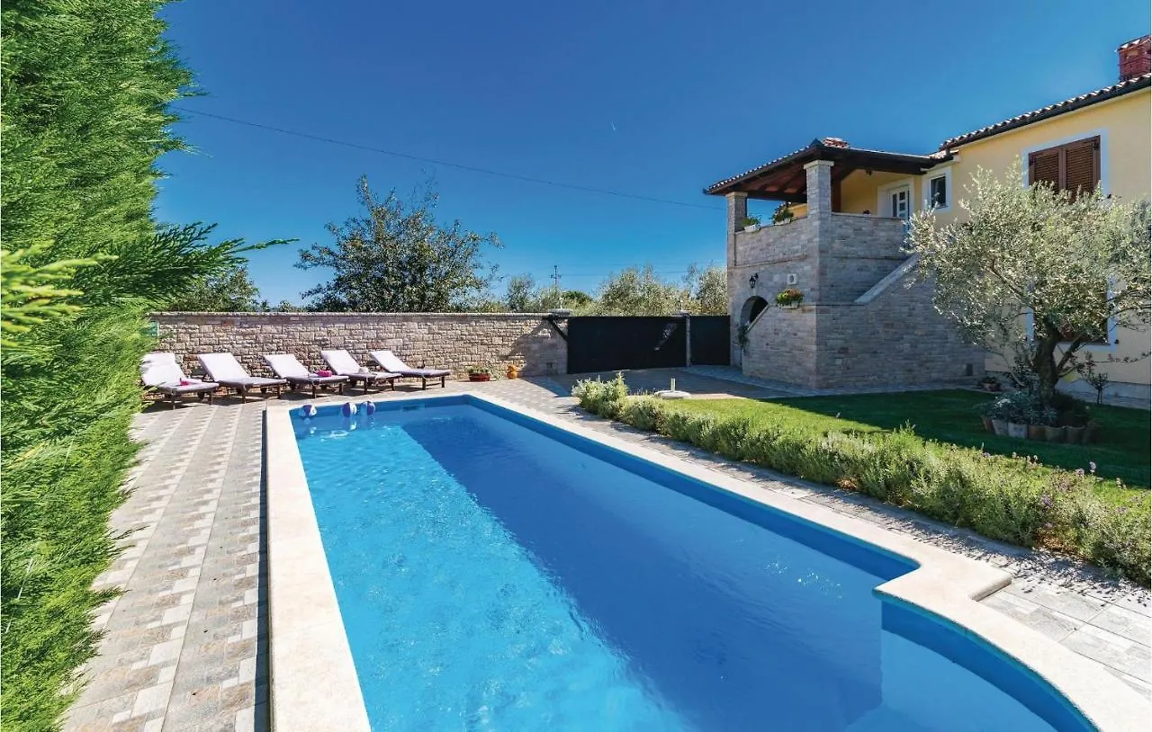 Cozy Home In Frkeci With Outdoor Swimming Pool Barban 0*,  Croatia